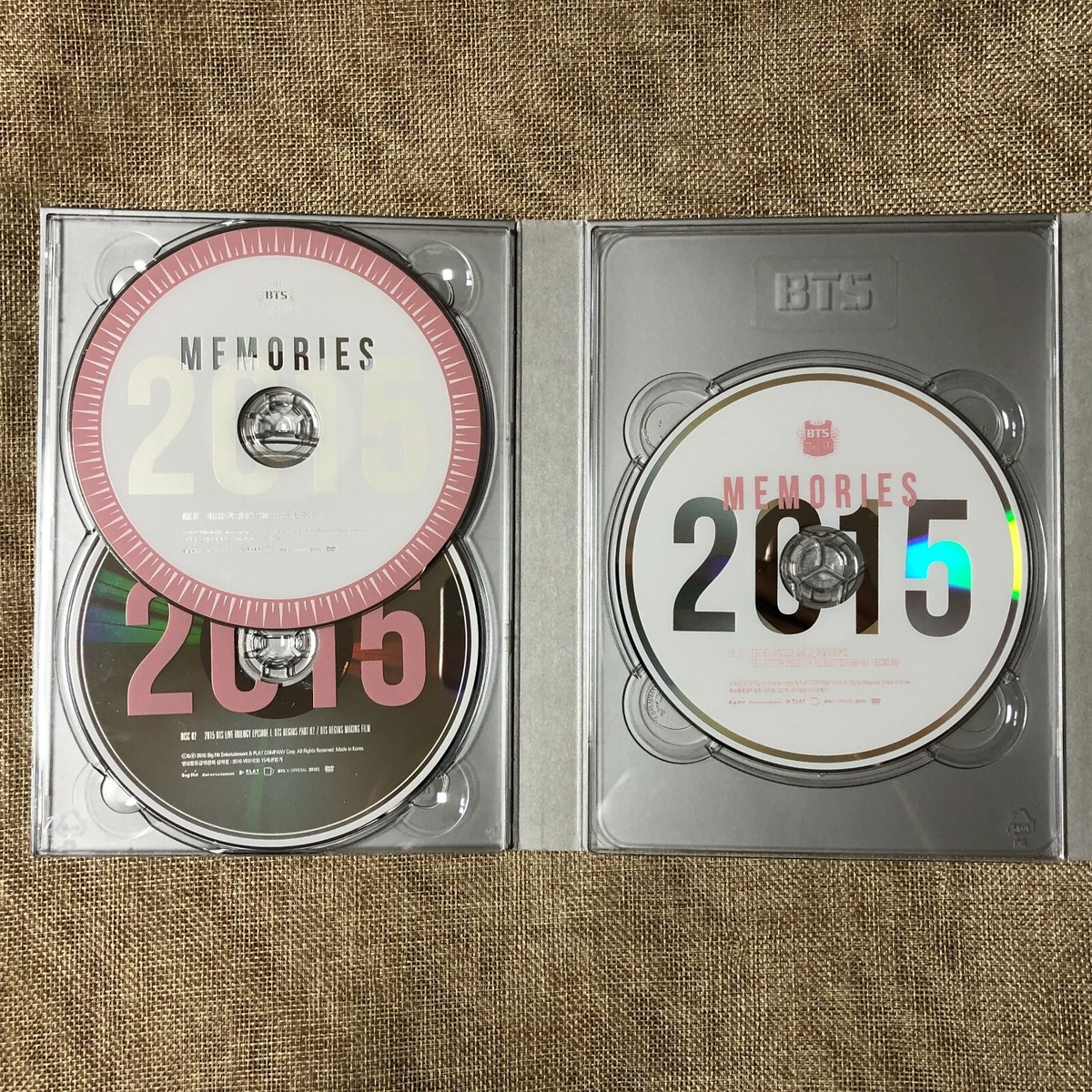 BTS [ Memories of 2015 ] Official DVD Region 1,3,4,5,6 + Photobook