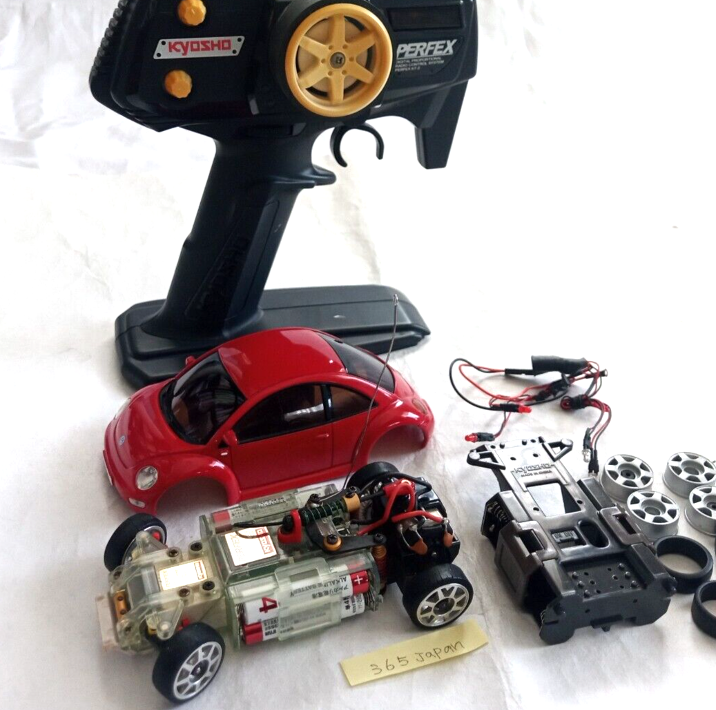 Kyosho Mini-Z MR-015 Many Option Chassis & VW Beetle AM RX 02