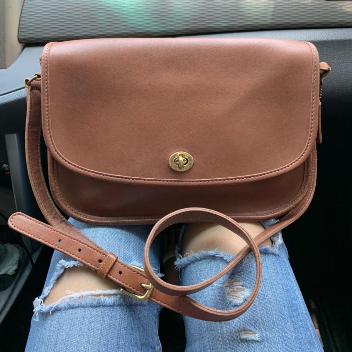 VINTAGE COACH City Bag Camel Leather VTG Crossbody handbag