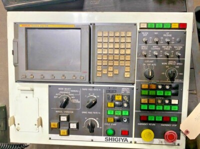 FANUC 21i-T 制御装置 モニター付き FANUC 21i-T 制御装置 モニター