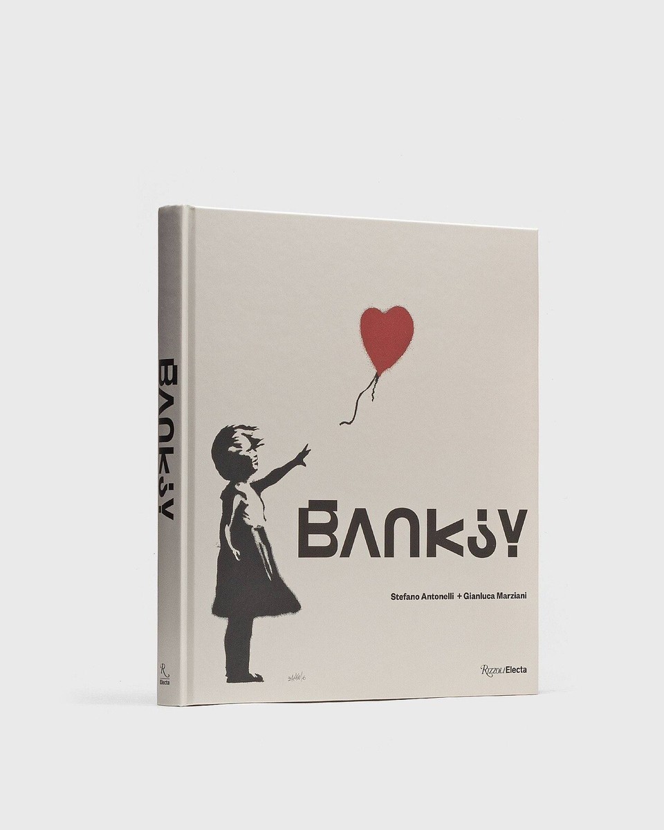 Banksy by Gianluca Marziani and Stefano Antonelli. 1st Edition