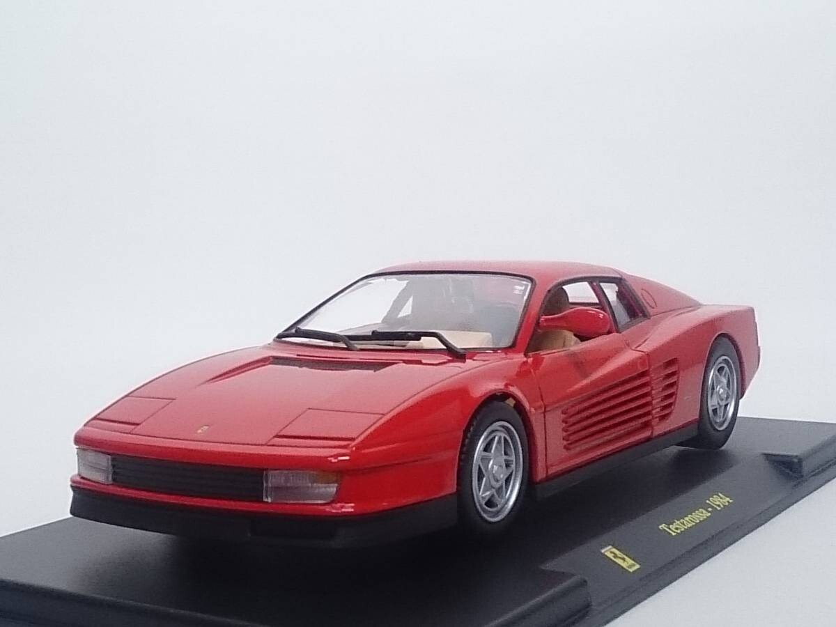 Le Grandi Ferrari Collection 5 TESTAROSSA 1984 Car 1/24 Model