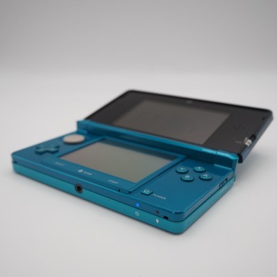 Nintendo 3DS Aqua Blue & Pokemon X Y Ultra Sun Moon Omega Ruby