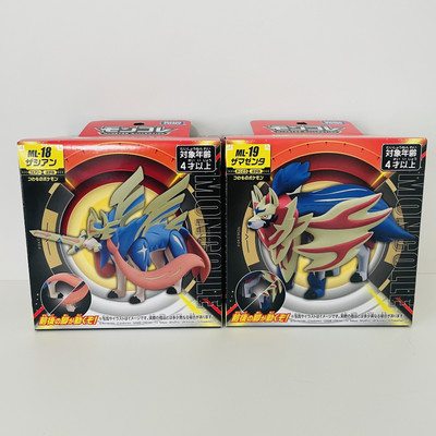 Pokemon Moncolle Figure Toy ZACIAN & ZAMAZENTA Japan TAKARA TOMY