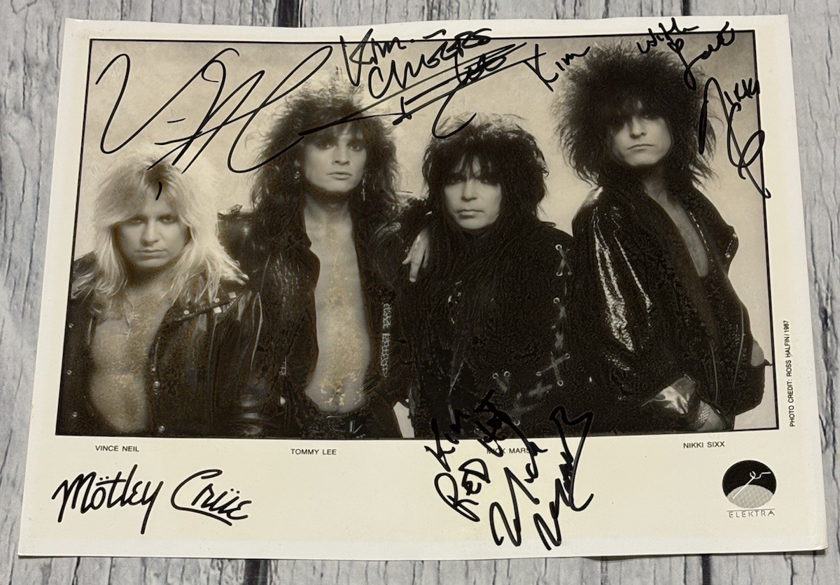Motley Crue Autograph 1987 All Four Promo Picture 8 X 10 Photo