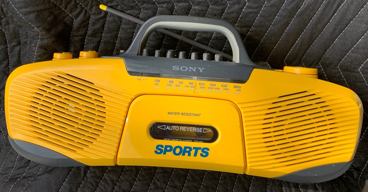 AS IS Sony Sports Boombox CFS-903 Yellow Water Resistant AM/FM FOR