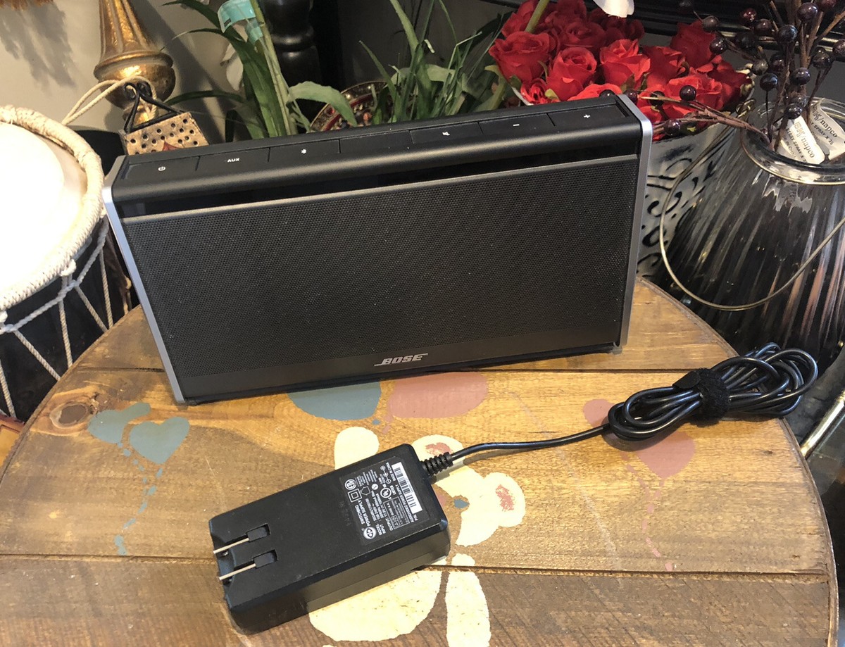 Bose Soundlink II Dark Gray Bluetooth Speaker Nylon Edition Bose