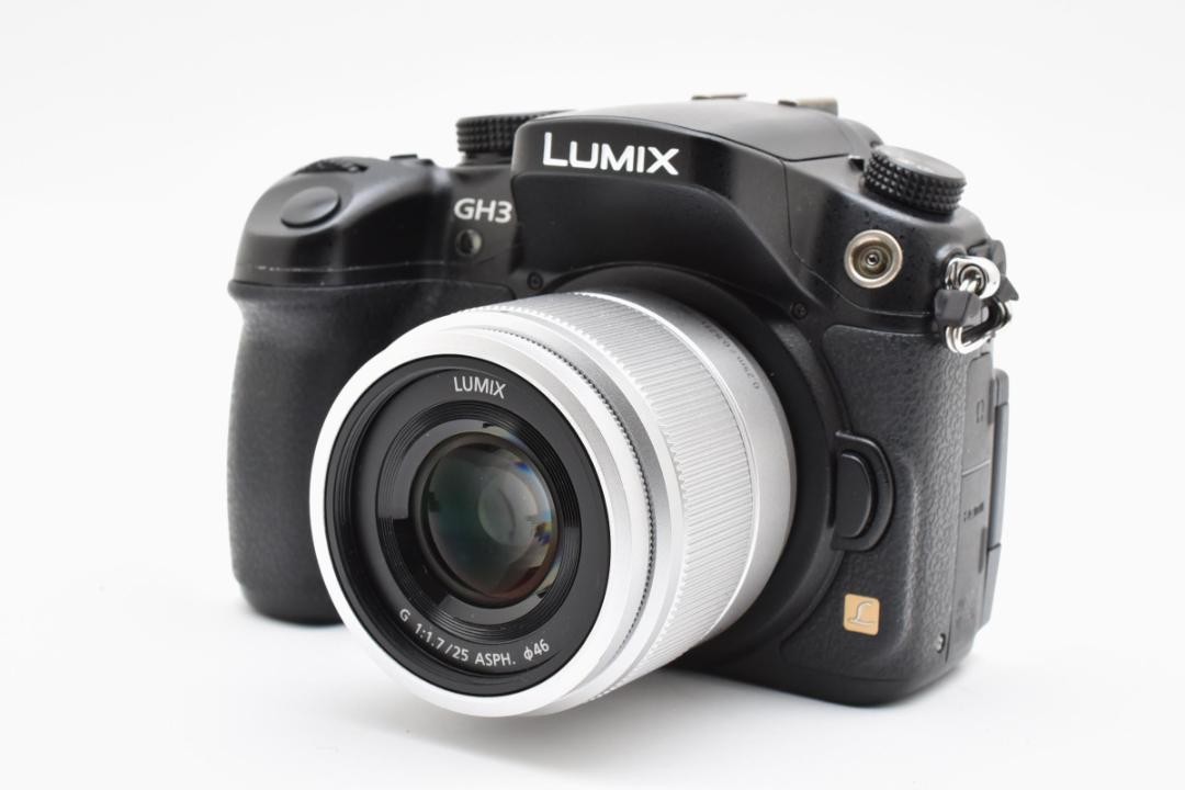 Panasonic Lumix GH3 Mirrorless Camera + G 25mm F1.7 ASPH Lens Used