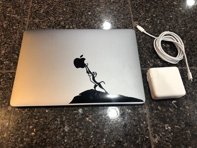 Apple MacBook Pro(13-inch, 2017, Four Thunderbolt 3 Ports) 3.1 GHz