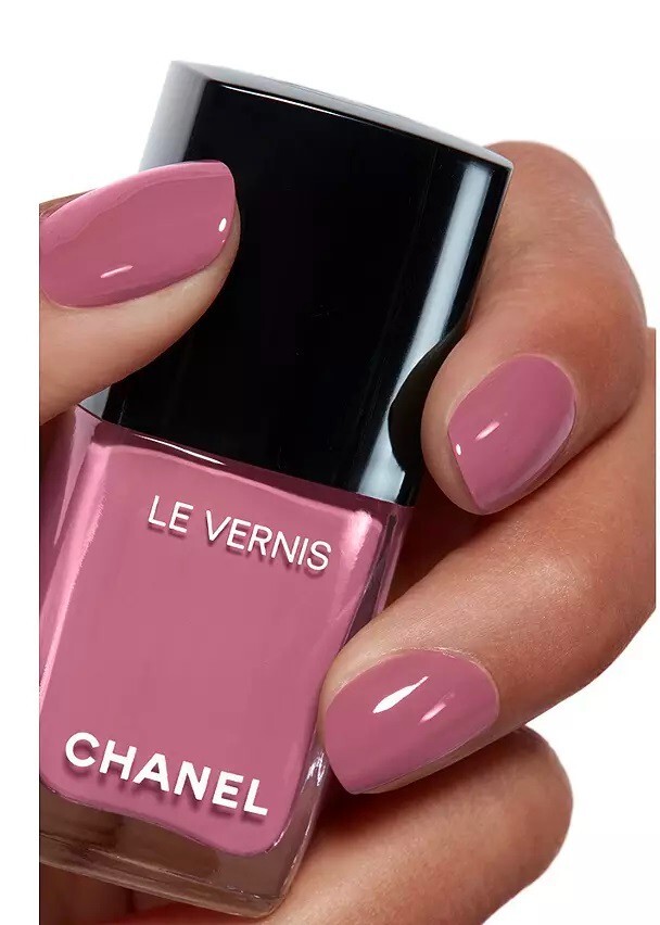 CHANEL Le Vernis LongWear Nail Colour Nail Polish 137 Sorciere | eBay