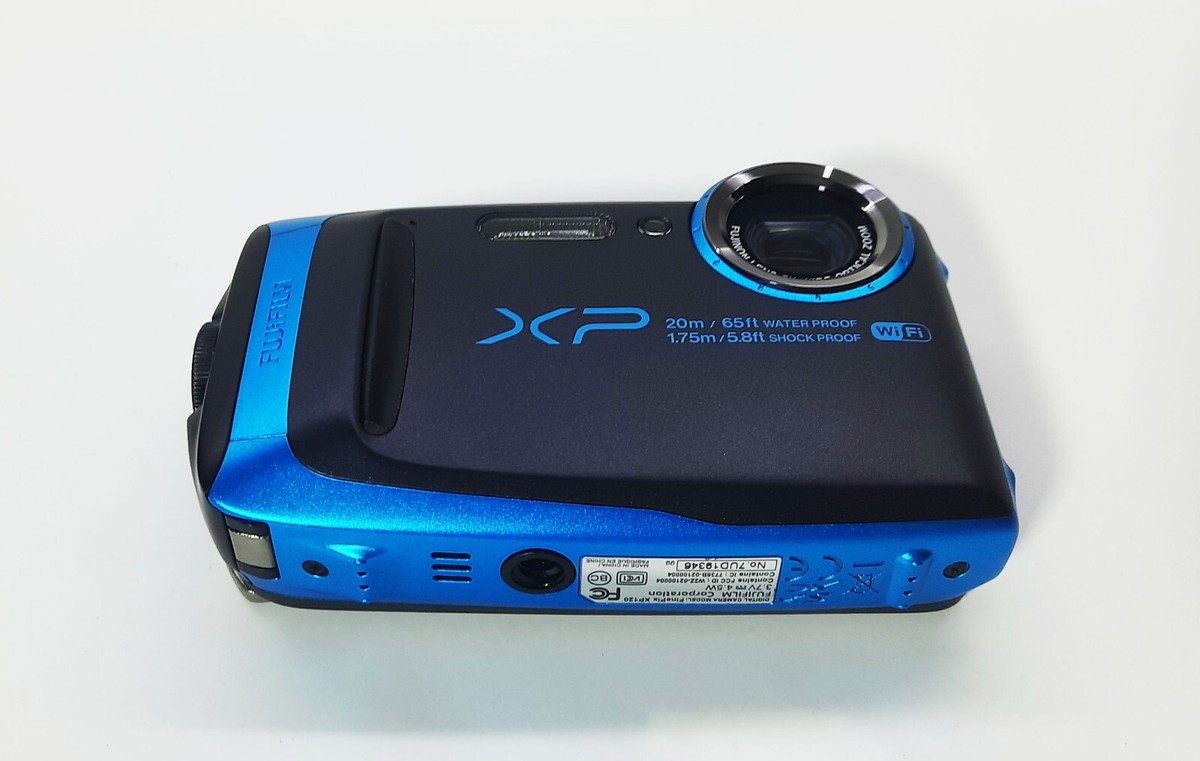 Fujifilm FinePix XP120 16 MP Waterproof Digital Camera Sky Blue