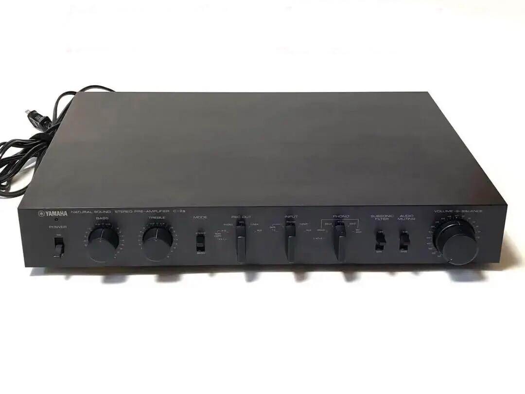 Yamaha C-2A Preamplifier Natural Sound Stereo Control Amplifier