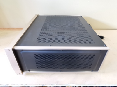 ACCUPHASE C-200X Stereo Control Center kensonic preamplifier