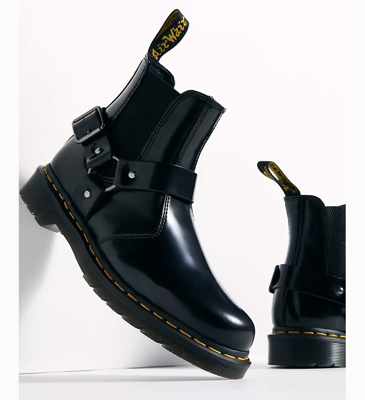 Dr. Martens Wincox Chelsea Ankle Boots Black New In Box Size
