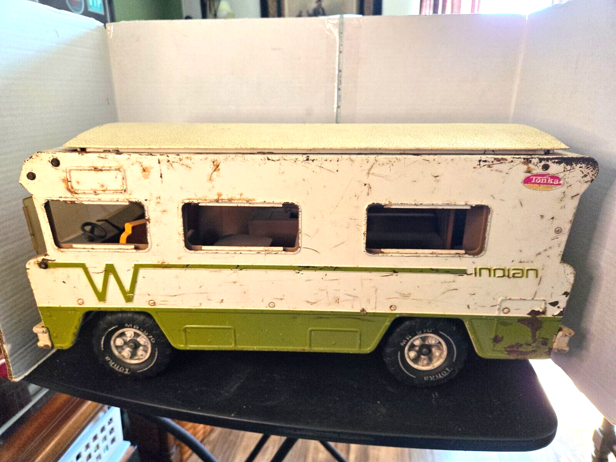 Vintage 1970's Tonka Winnebago Indian RV Camper Metal Truck white