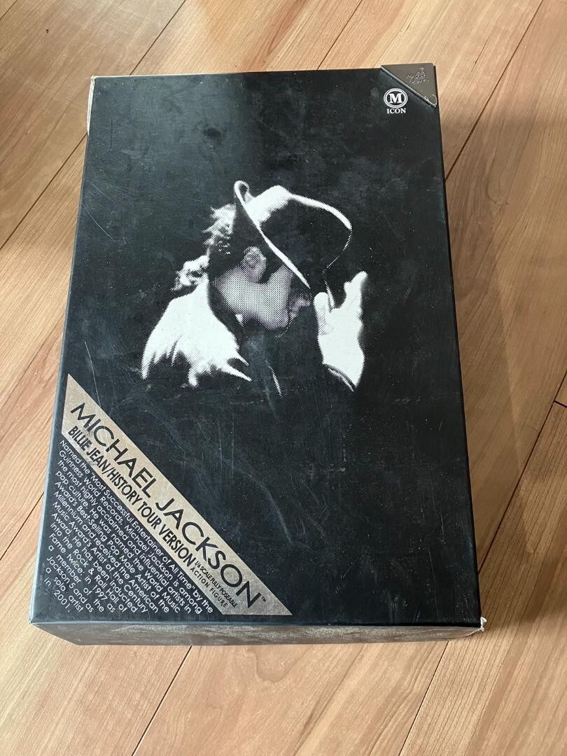 Hot Toys Michael Jackson Billie Jean 1/6 History Tour Figure Used