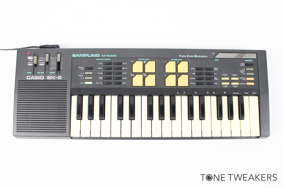 Casio SK-5 1980s Sampling Keyboard 8 bit LoFi sampler sk1 VINTAGE
