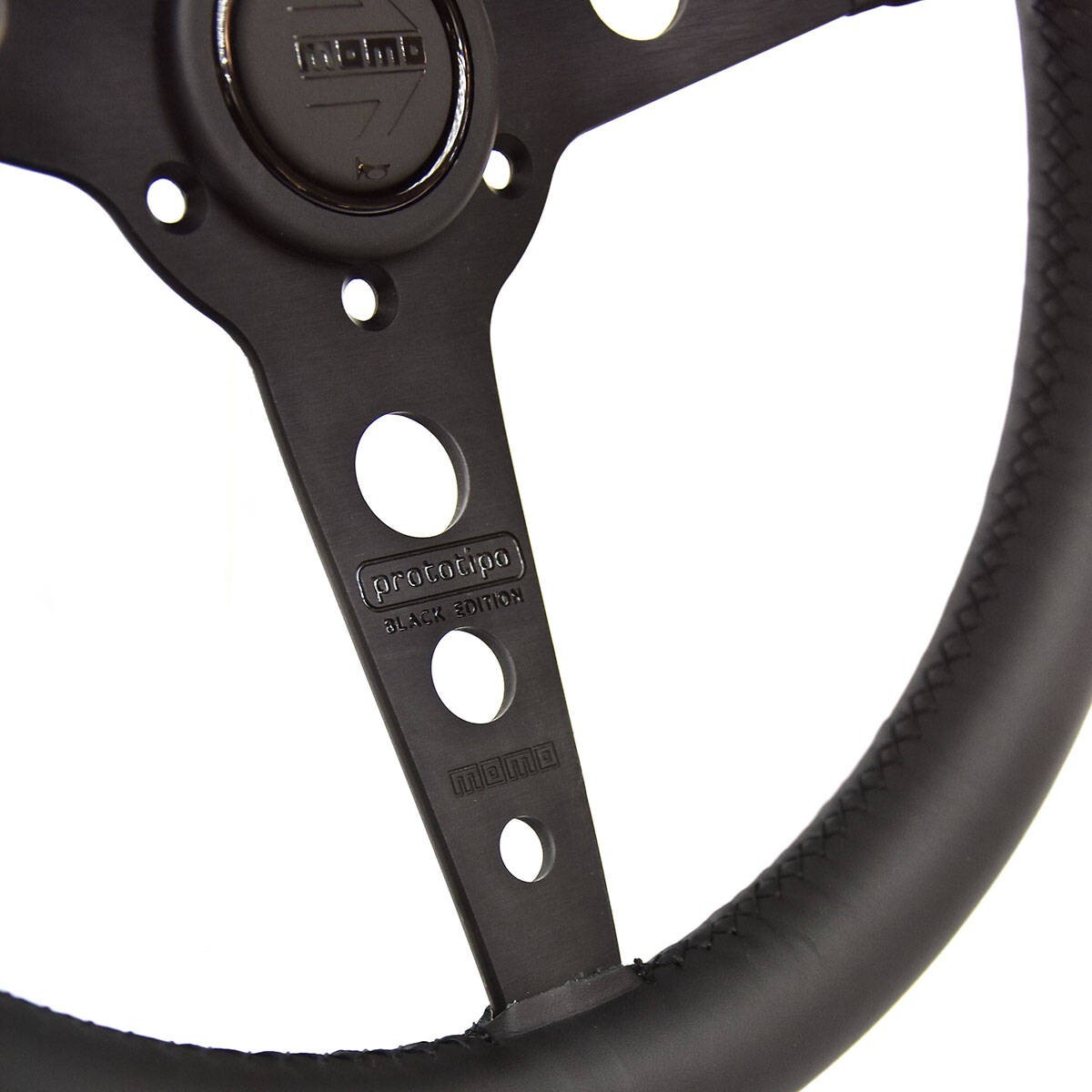 MOMO Prototipo P5 Black Edition 350mm 14in Genuine Leather Sport