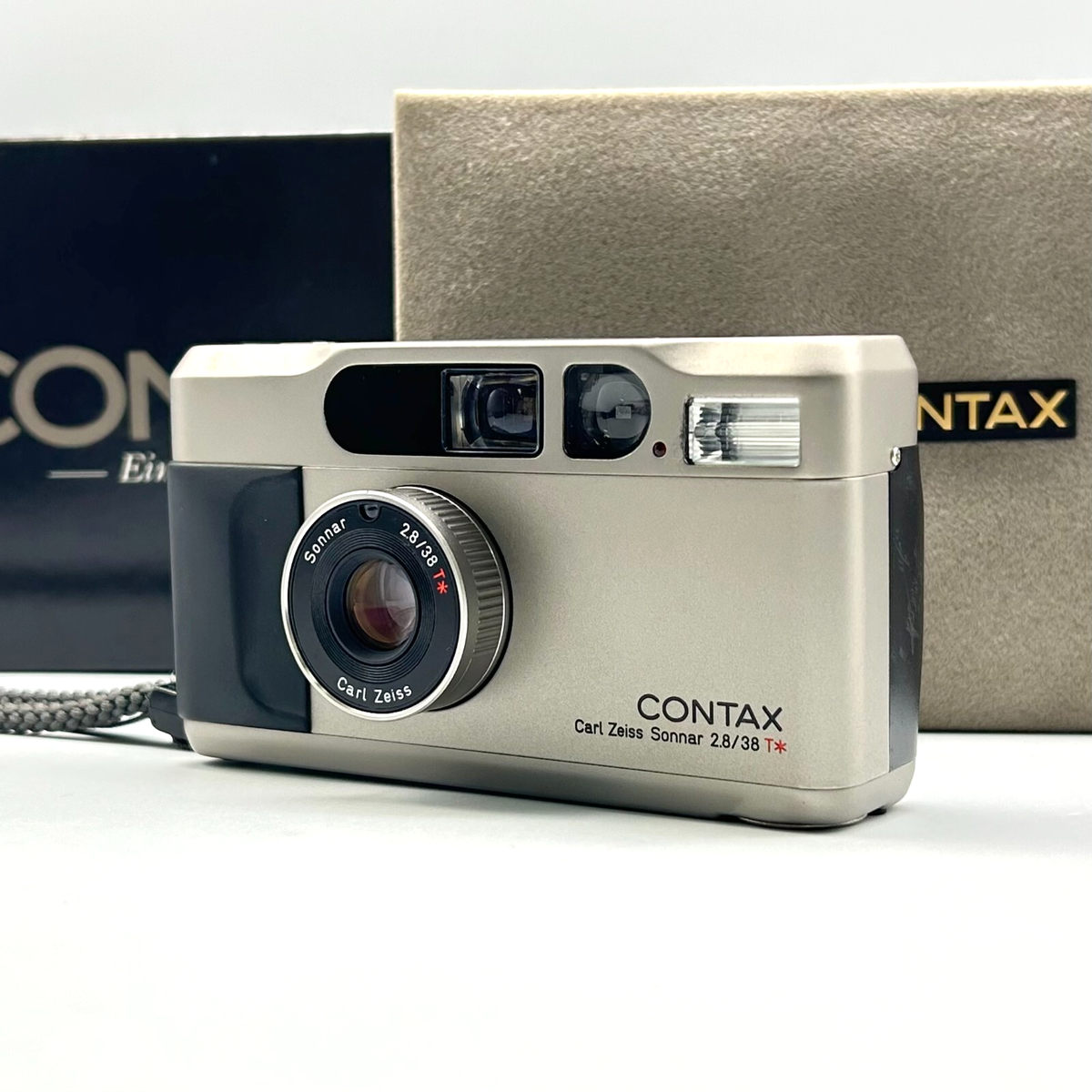 CONTAX T2 DATA BACK Titan Silver 35mm Point & Shoot Film Camera
