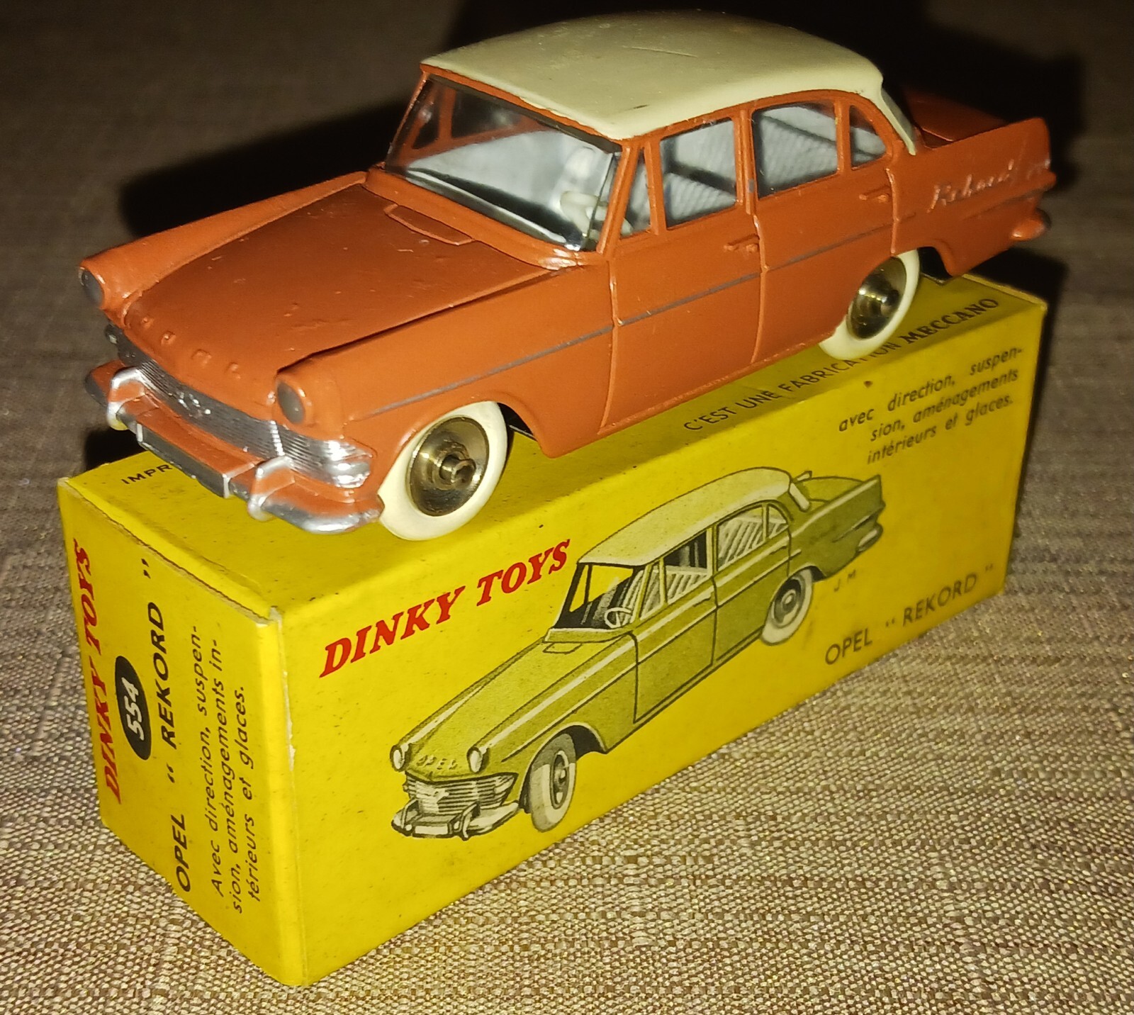 Dinky 554, Opel Rekord - Free Price Guide & Review