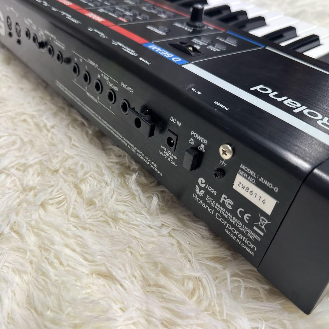 Roland JUNO-G Synthesizer Keyboard with New Adapter | eBay