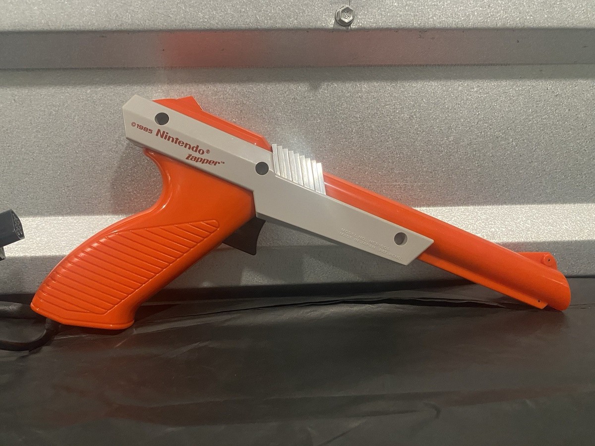 Nintendo NES Zapper Duck Hunt Light Gun Authentic | eBay