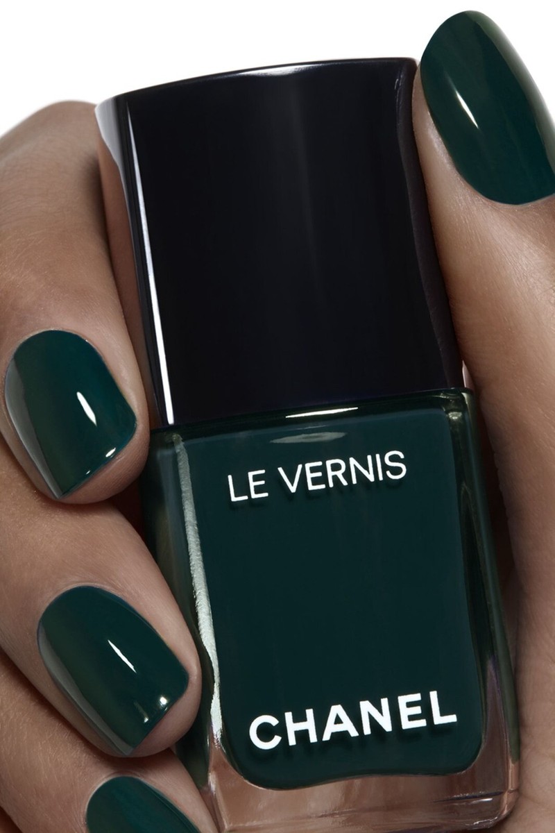 Authentic LE VERNIS by CHANEL, Paris - 582 Fiction Long Wear Nail