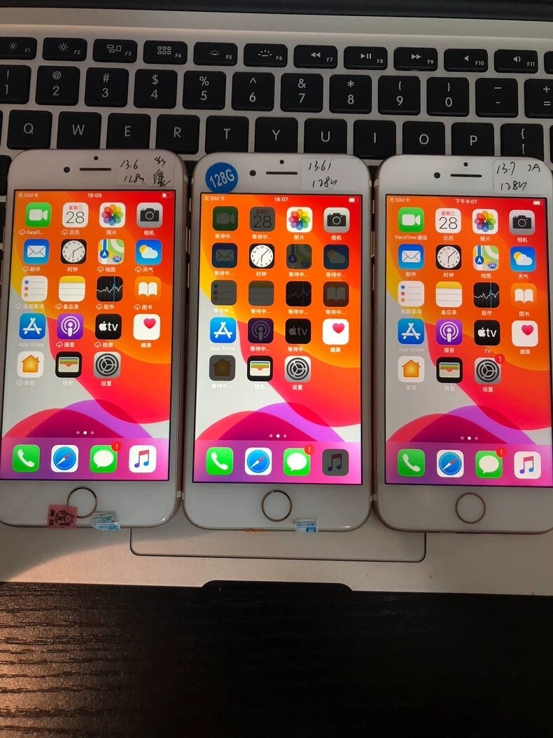 Apple iPhone 7 -32GB 128GB 256GB - All Colors - Unlocked - Good