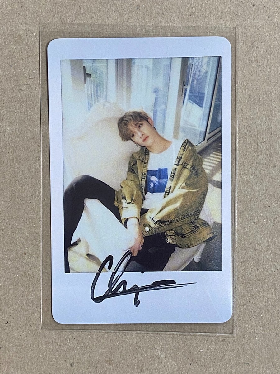 STRAY KIDS World Tour District 9 : Unlock OFFICIAL POLAROID