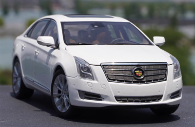 NEW 1/18 Dealer Edition alloy diecast car model Cadillac XTS 2014