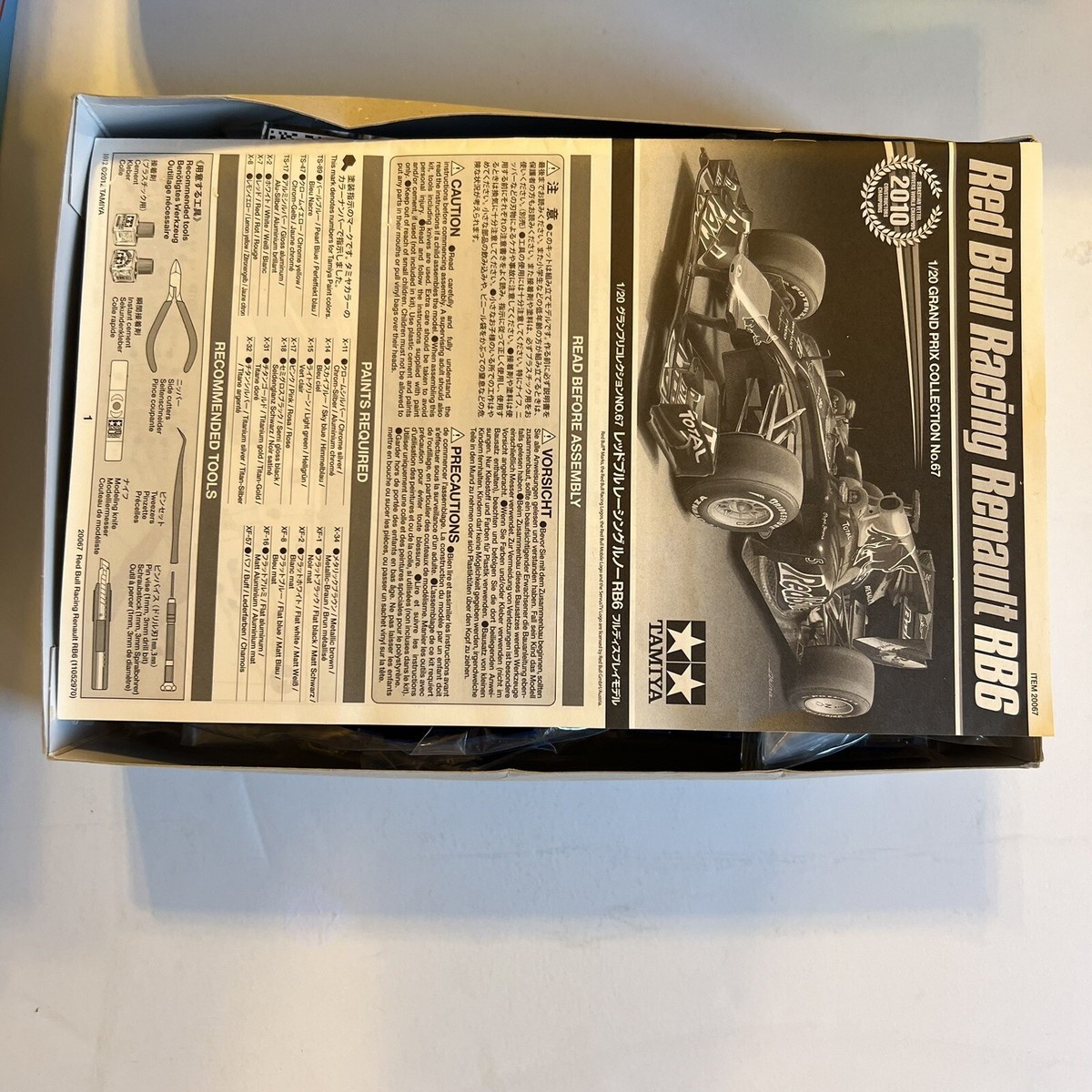 Red Bull Racing Renault RB6 F1 Racing Tamiya 1/20 Model Sebastian