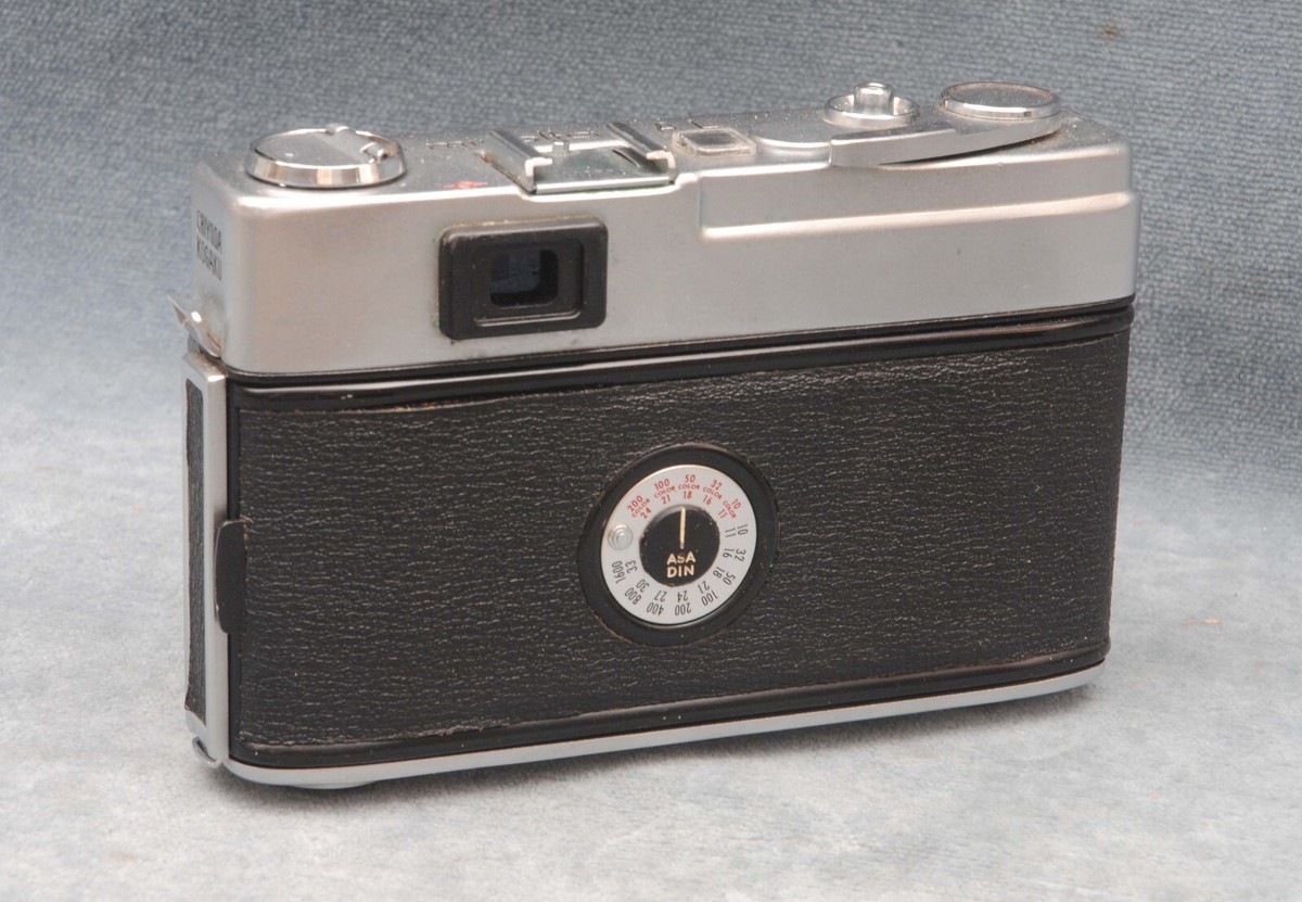 VINTAGE RANGEFINDER MINOLTA AL 35MM FILM CAMERA W/45MM 1:2 ROKKOR