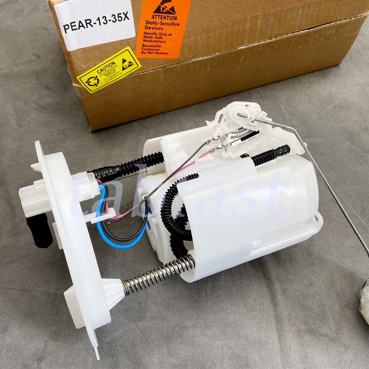 Fuel Pump Assembly PEAR-13-35X / PEAR-13-ZE1 for Mazda 3 2014-2018