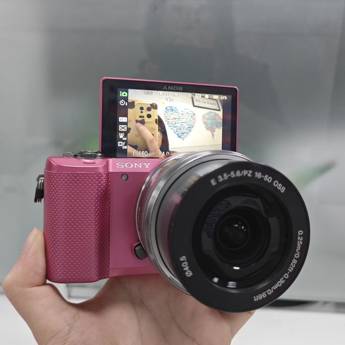 SONY Alpha a5000 Pink 20.1 MP Digital Camera Kit Flip Screen with