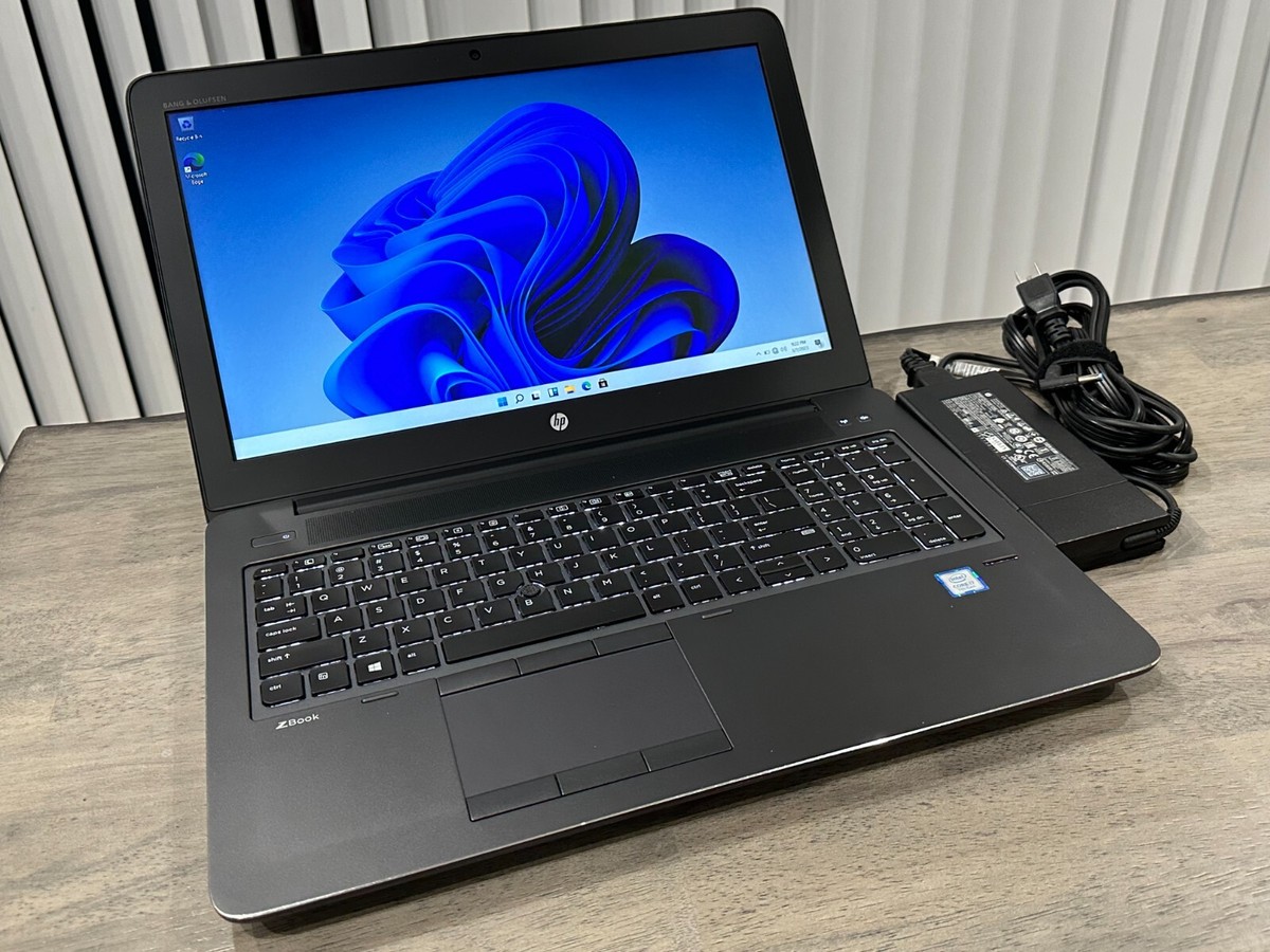 HP ZBOOK 15 G4 i7-7700HQ @ 512GB SSD 32GB RAM 2.8GHZ NVIDIA M22000