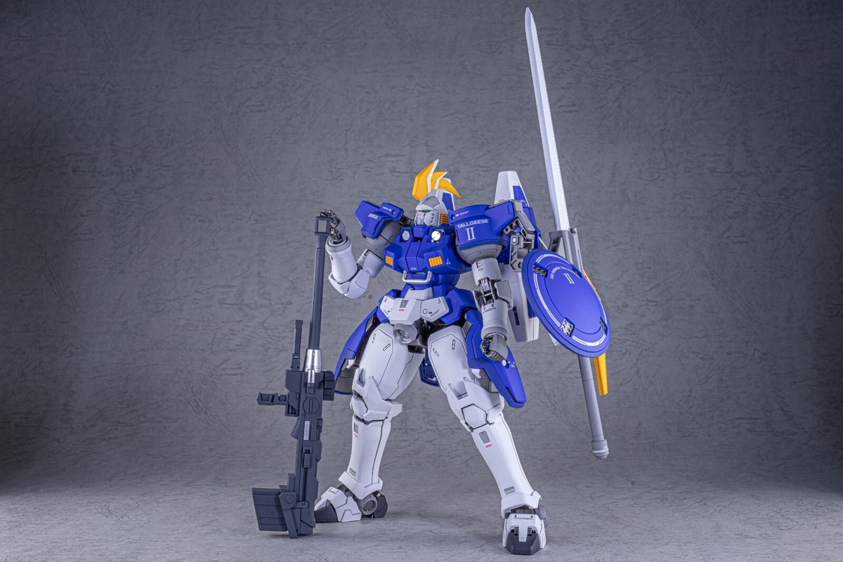 Premium Bandai MG 1/100 Tallgeese II with Saber built & painted in