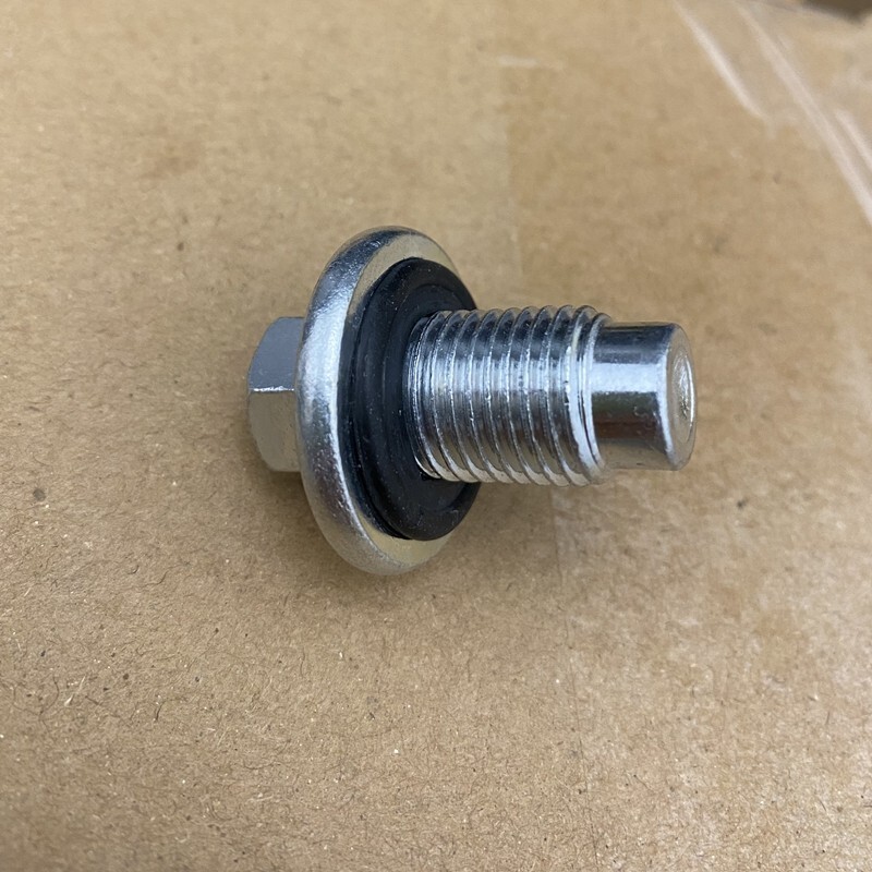 06506214AA Engine Oil Pan Drain Plug Bolt Washer For Jeep Dodge