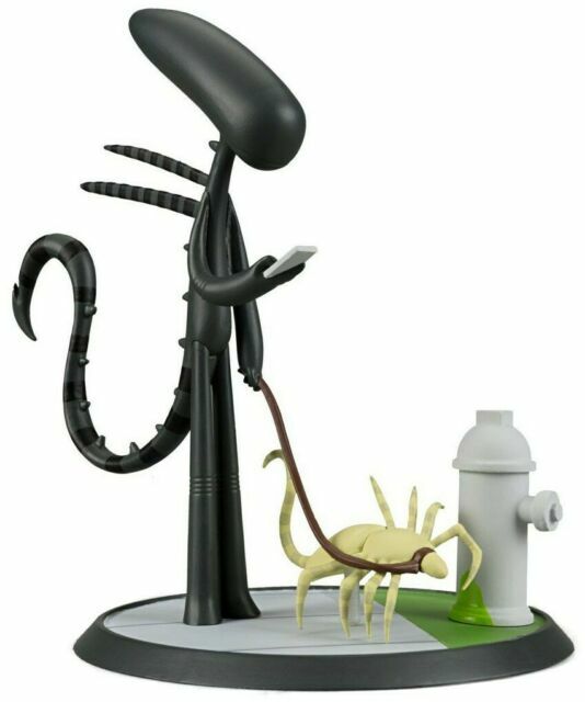 Loot Crate Alien out for a Walk Jo3bot Artist Series Collectible
