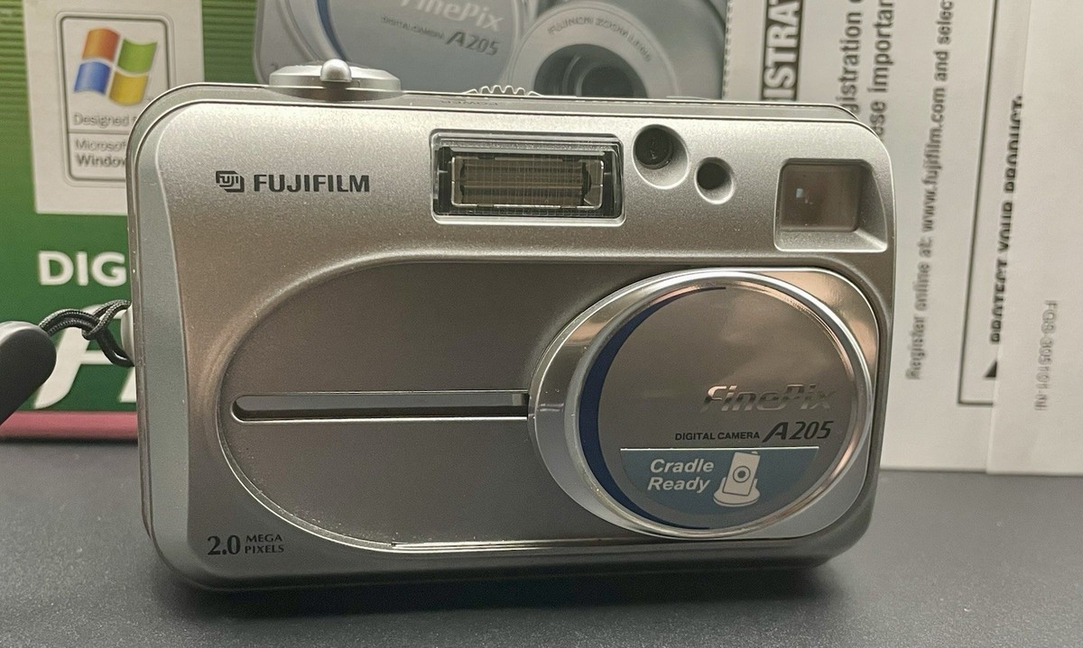 Fujifilm FinePix A Series A205 2.0MP Digital Camera - Silver