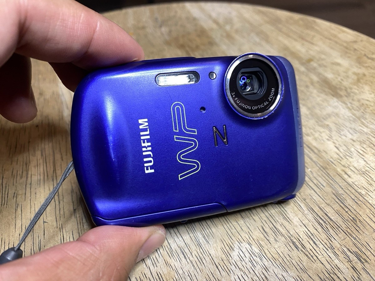 FUJIFILM Digital Camera Finepix Z33WP 10.0MP WP CCD Y2k Tested