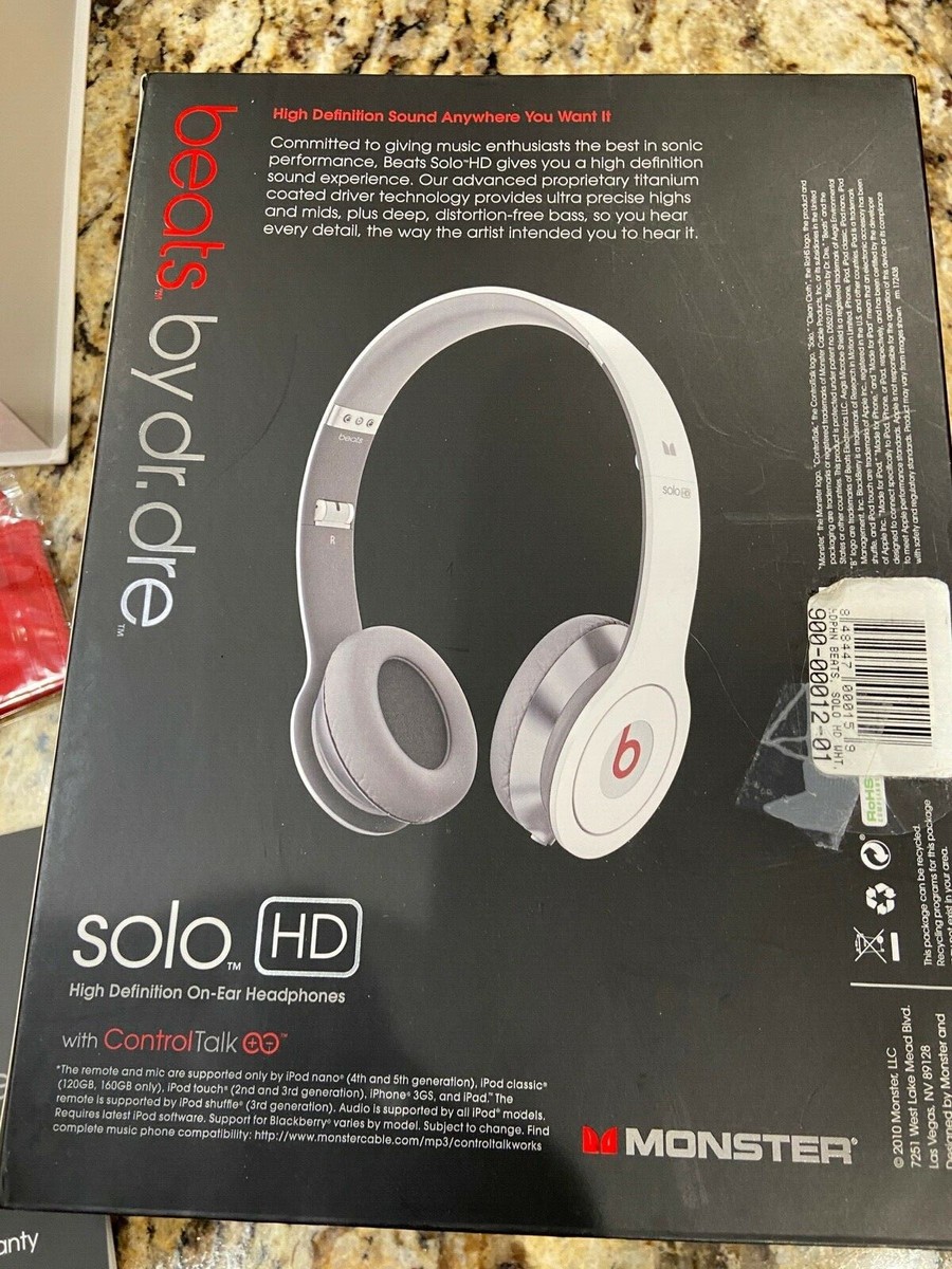Beats by Dr. Dre Solo Headband Headphones White w Box Excellent