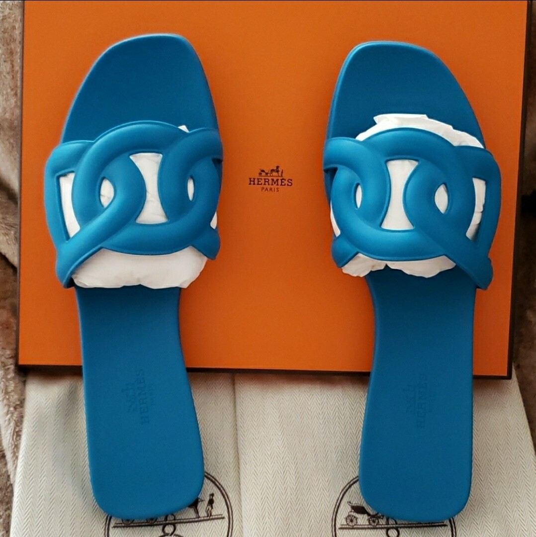 Hermes Aloha Vivid Blue Rubber Sandal Size 40EU Fits 10US, New | eBay