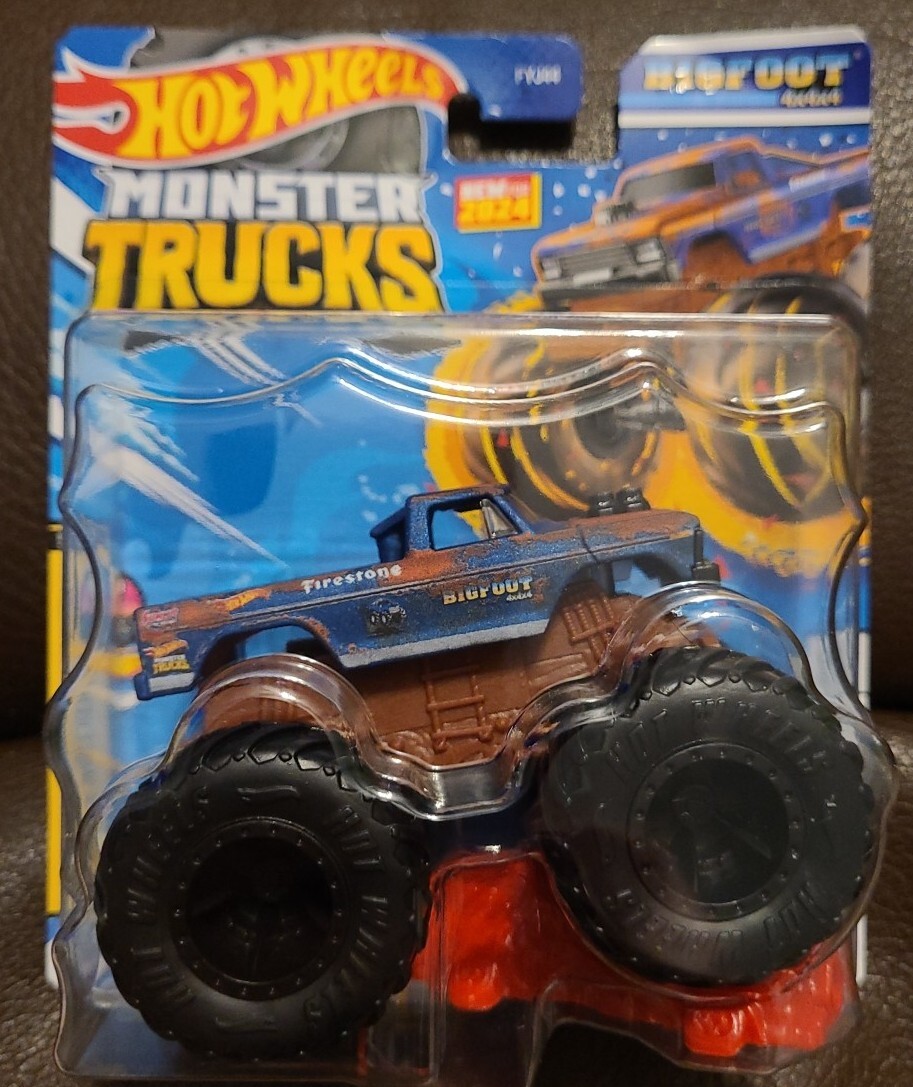 2024 Hot Wheels Monster Trucks NEW BIGFOOT 4x4 Muddy Version
