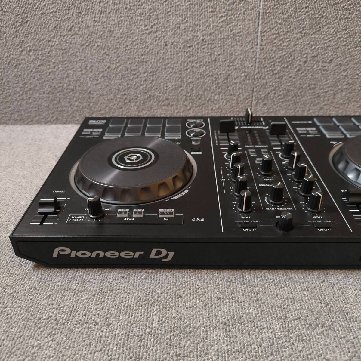Pioneer DDJ-RB Portable 2-Channel Controller for Rekordbox DJ W