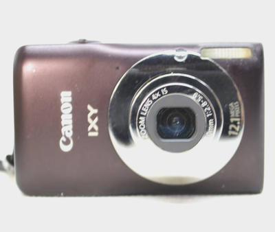 CANON IXY 200F Comapct Digital Camera 12.1MP Silver w/ Charger for