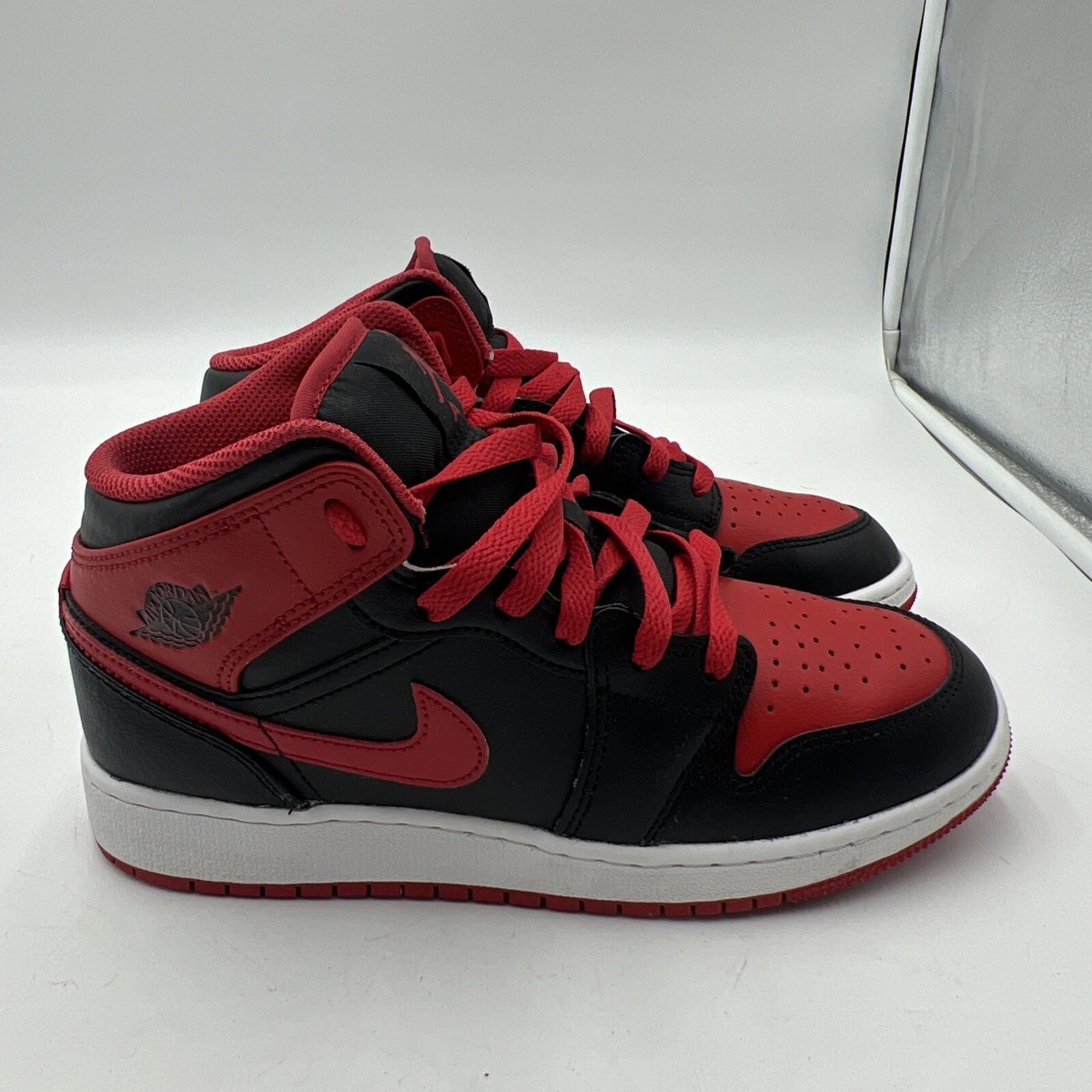 NIKE AIR JORDAN 1 MID GS DQ8423-060 BLACK FIRE RED WHITE YOUTH