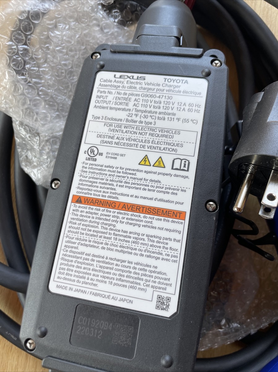 2023 2024 Lexus RZ 450e EV Charger Hybrid Charging Cable Cord OEM