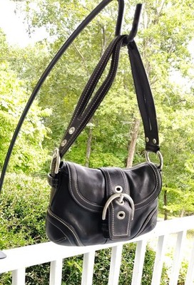 Coach SMALL 10577 Vintage Y2K Black Soho Leather Crossed Handle