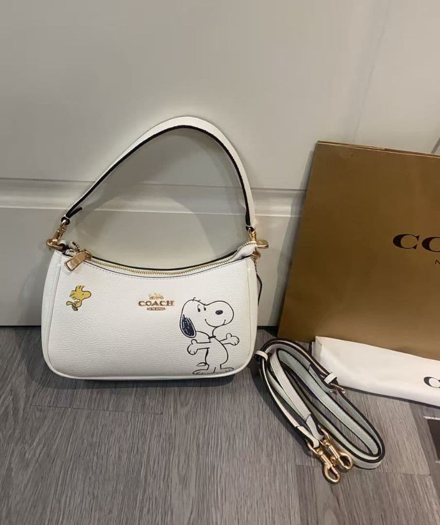 COACH x PEANUTS Teri Shoulder Bag Snoopy Chalk Multi CBJ76 Outlet