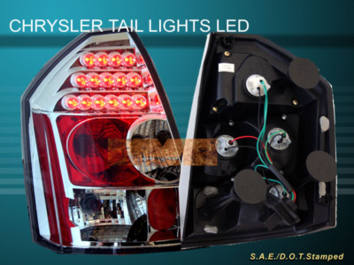 2005-2007 CHRYSLER 300C 300-C SRT-8 SEDAN 4-DOOR CLEAR LED TAIL